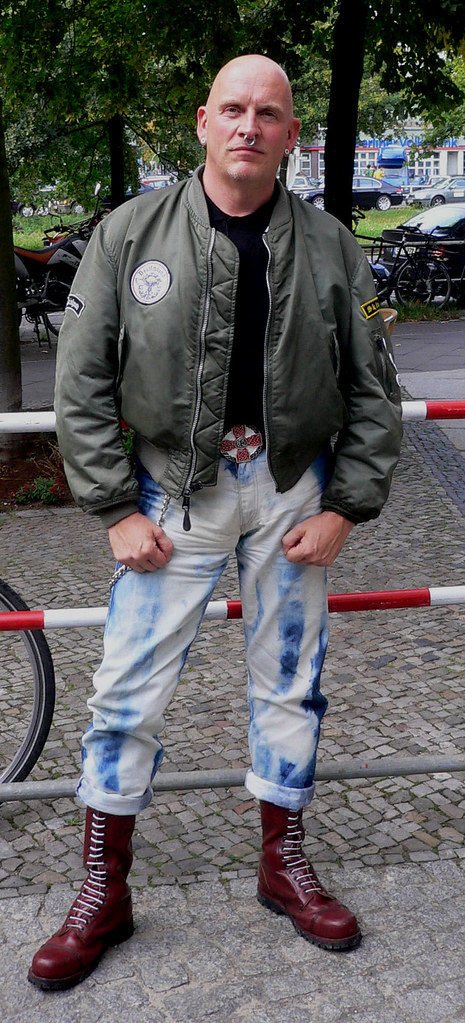 3591381807 81e5b70bc6 b