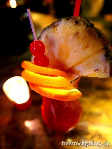 cocktail-mit-fruechten-1436.thumb large