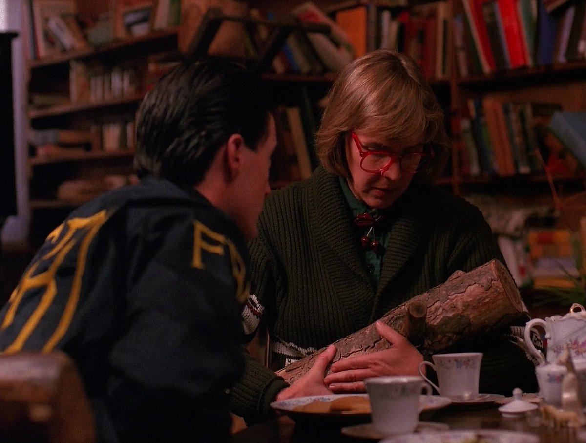 Twin Peaks Log Lady - Copy