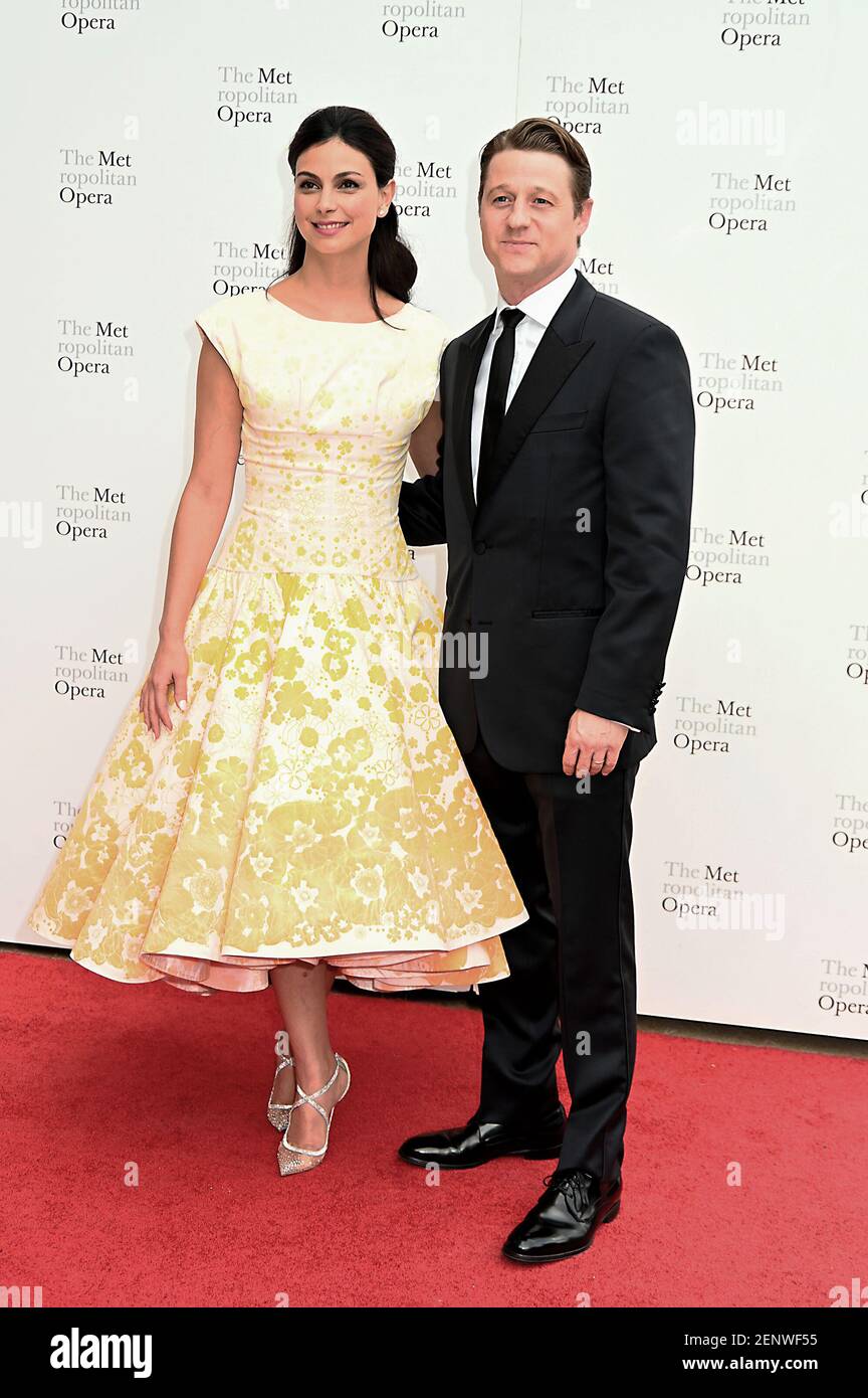 actor-morena-baccarin-and-husband-ben-mc