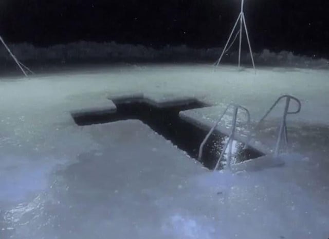 cursed-bathe-v0-0thf1fr17ine1