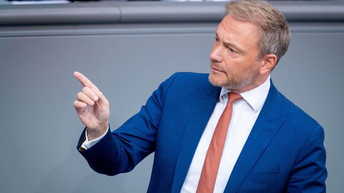 christian-lindner-im-bundestag-der-fdp-c