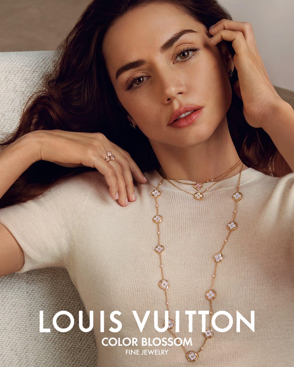 LV ana color blossom - Copy