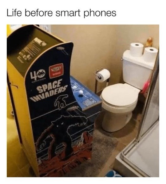 life-before-smart-phones-space-invaders