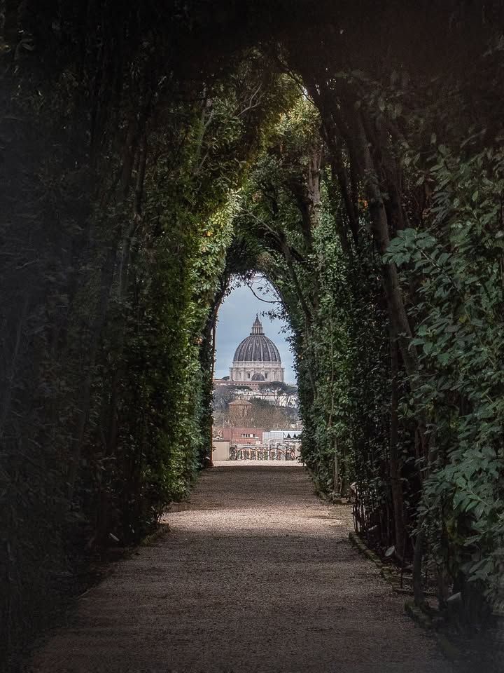 Basilica di San Pietro dalla serratura -