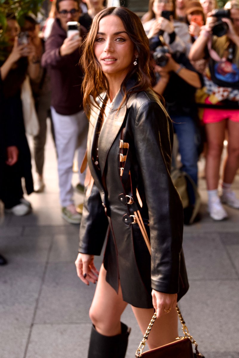 Lv photocall 5 - Copy