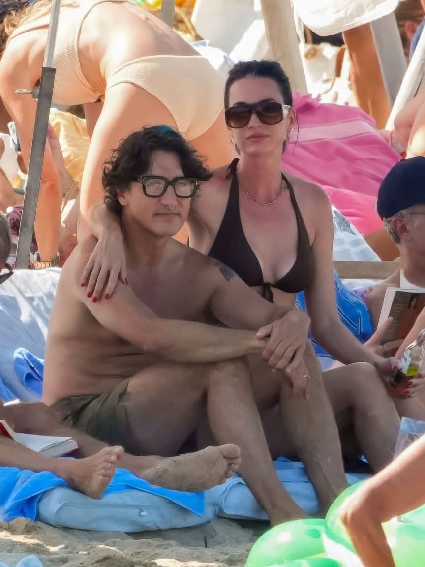 justin trudeau ... - Copy