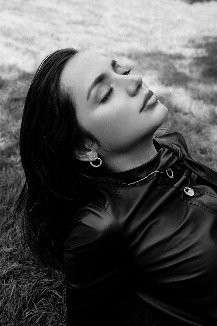 740full-ana-de-armas