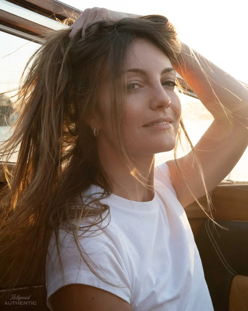 leila-george-02-819x1024