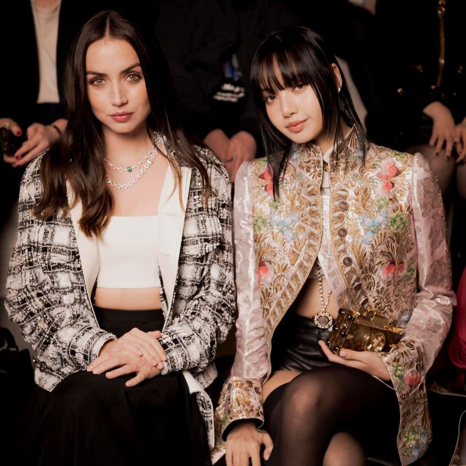 b971d5239952-louis-vuitton-front-row-par