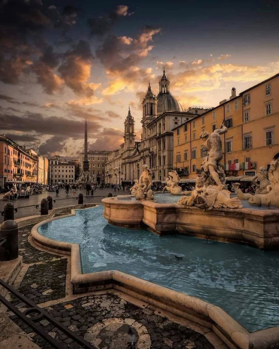 Roma notte fontana - Copy