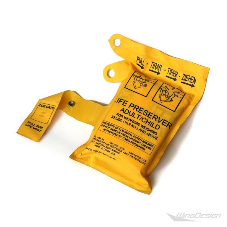 rettungsweste-live-west-aus-dem-flugzeug