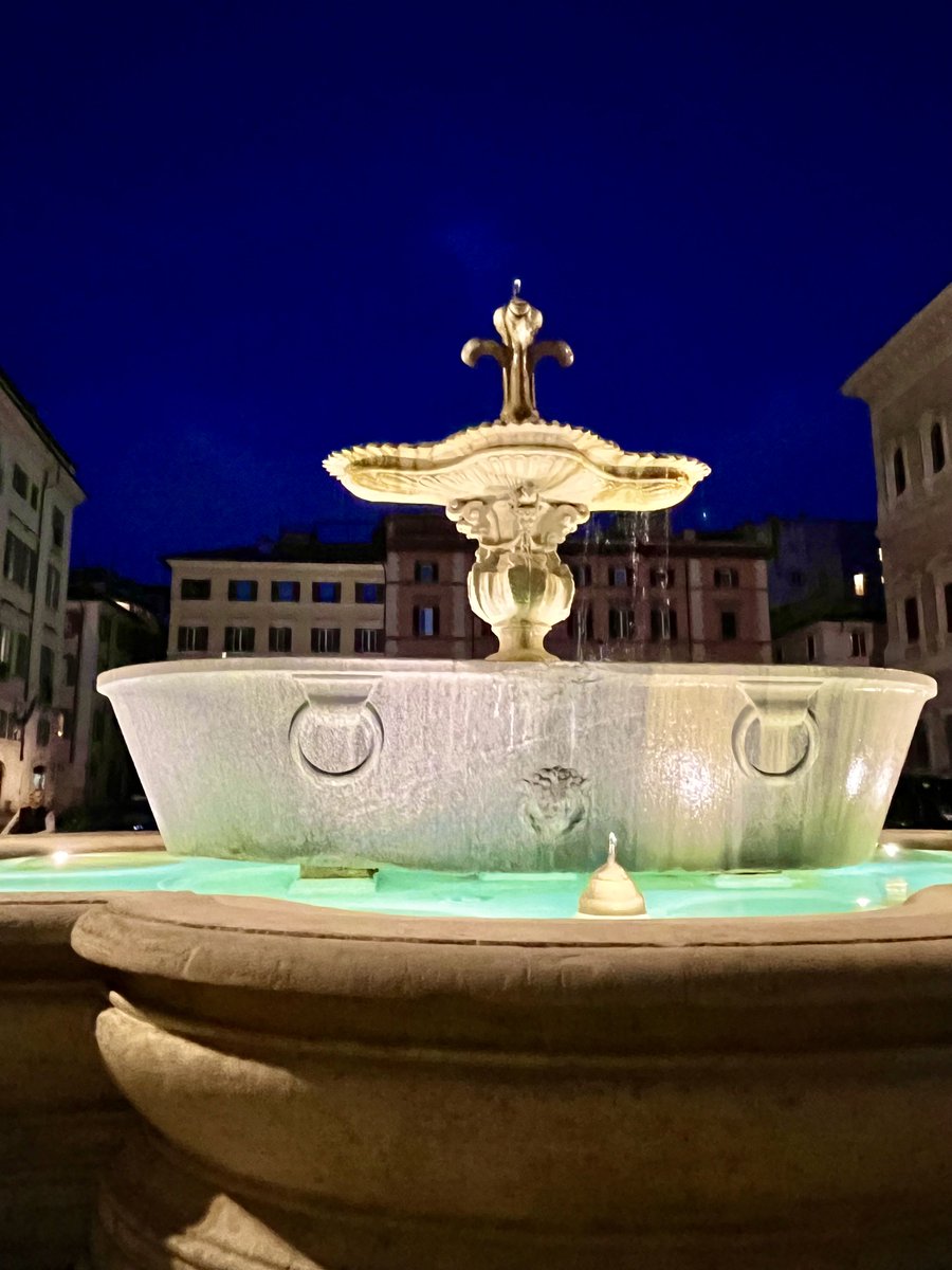Piazza Farnese - Copy