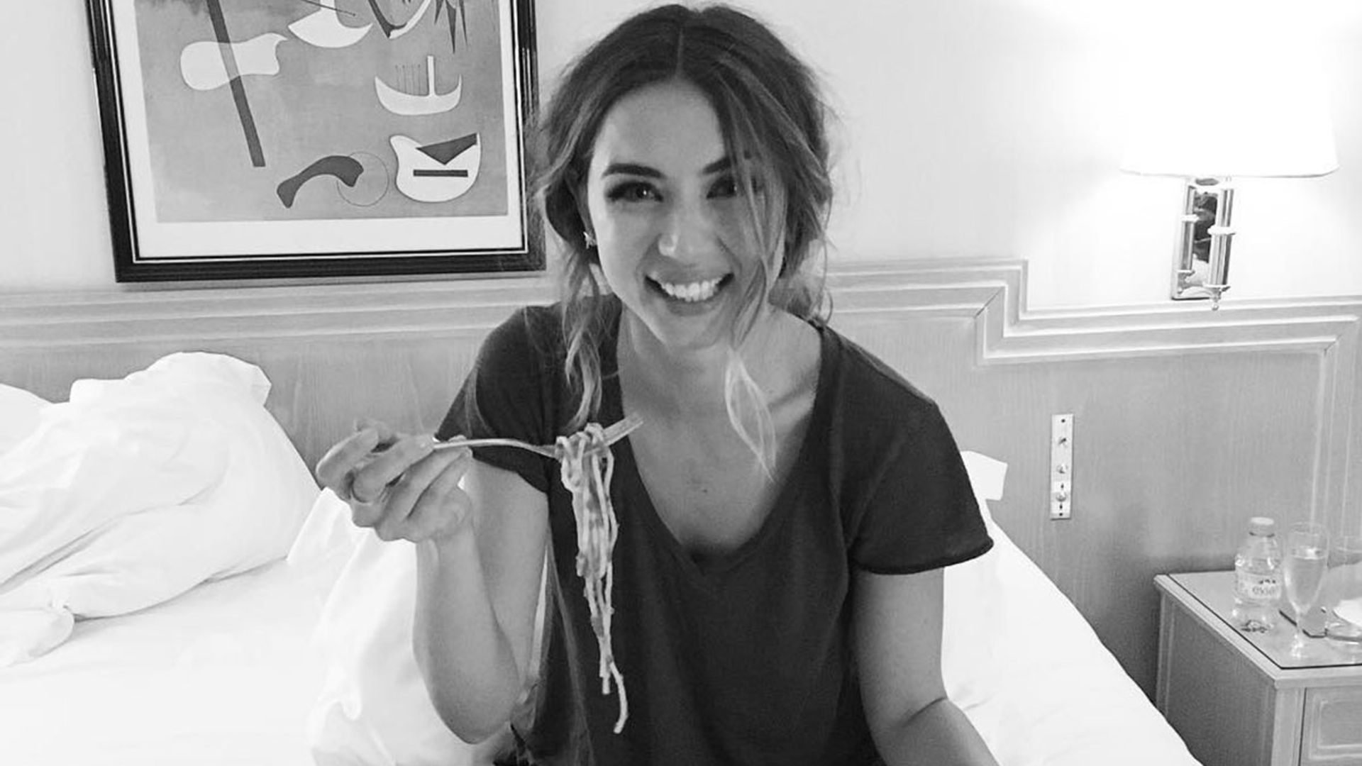 b8d014aeda4b-ana-de-armas-t