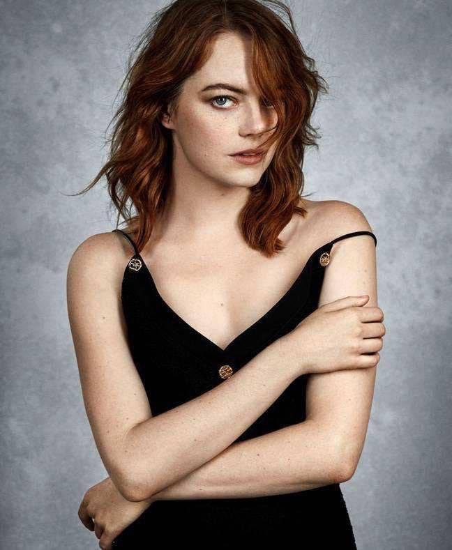 Rot Emma Stone 2