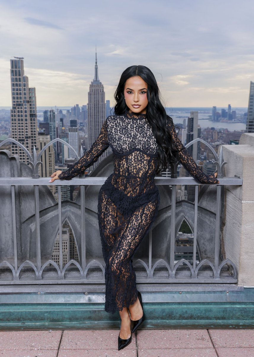 Becky G NyFw 26 - Copy