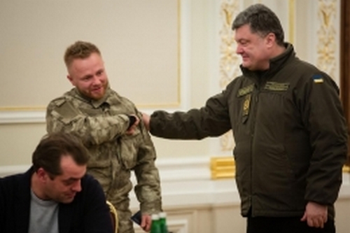 t35dfe4 poroshenko korotkix