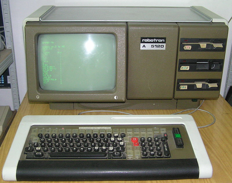 800px-Robotron A 5120 with UDOS