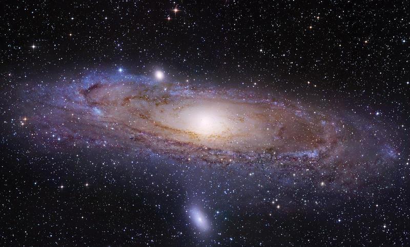 die-andromeda-galaxie-gefilmt-vom-hubble