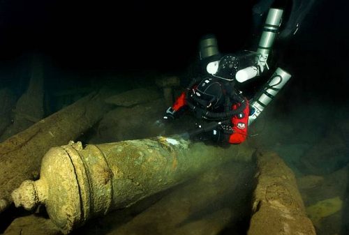 mars wreck found scuba diving sweden
