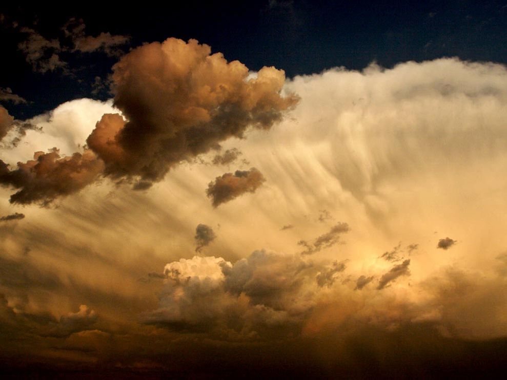 thunderheads 1248 990x742