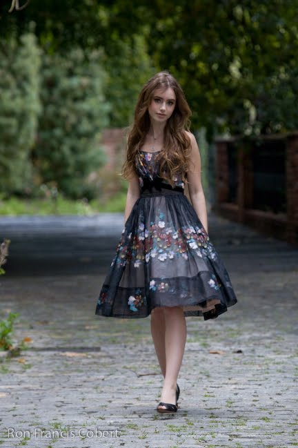 lily2Bcollins2Bstyle2Bmuse2Bfashion2Bbla