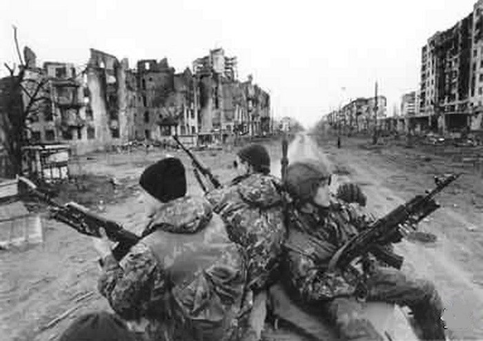 assaultofgrozny001-14