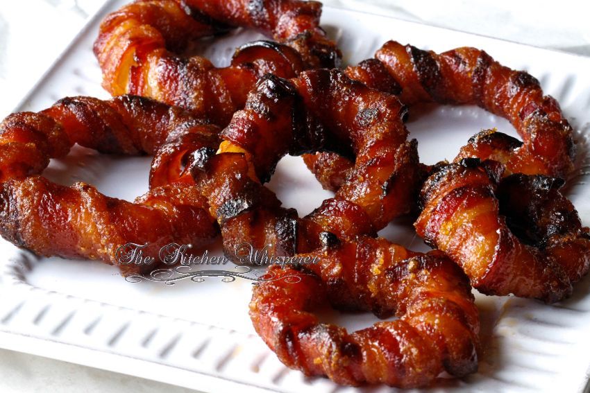 Baked-Sriracha-Glazed-Bacon-Wrapped-Onio