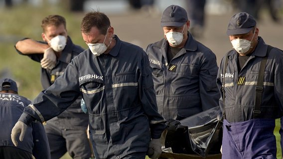 ukraine leichen in waggons merkel und co