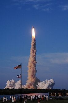 220px-STS-117launch4