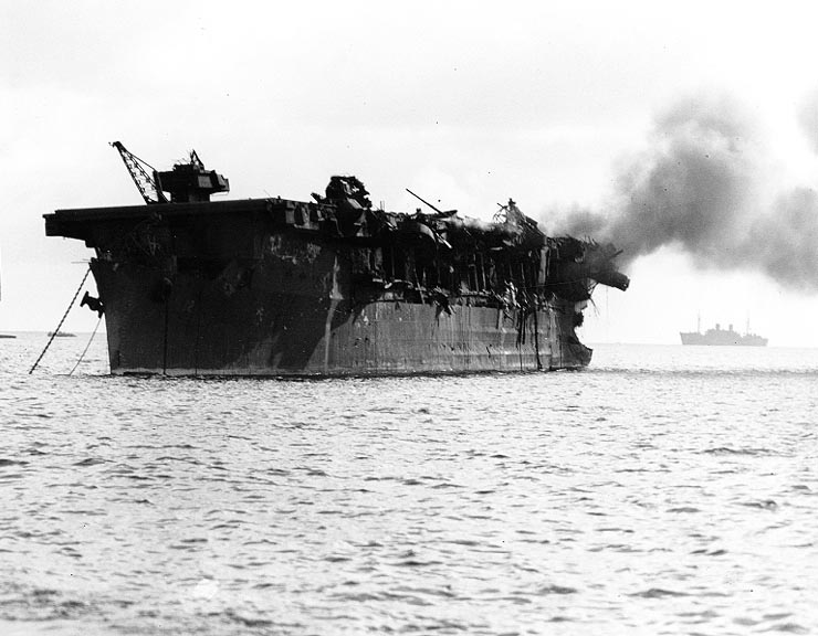 USS Independence 28CVL-2229 burning