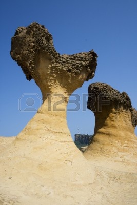 4450310 diese sind seltsame felsen form 