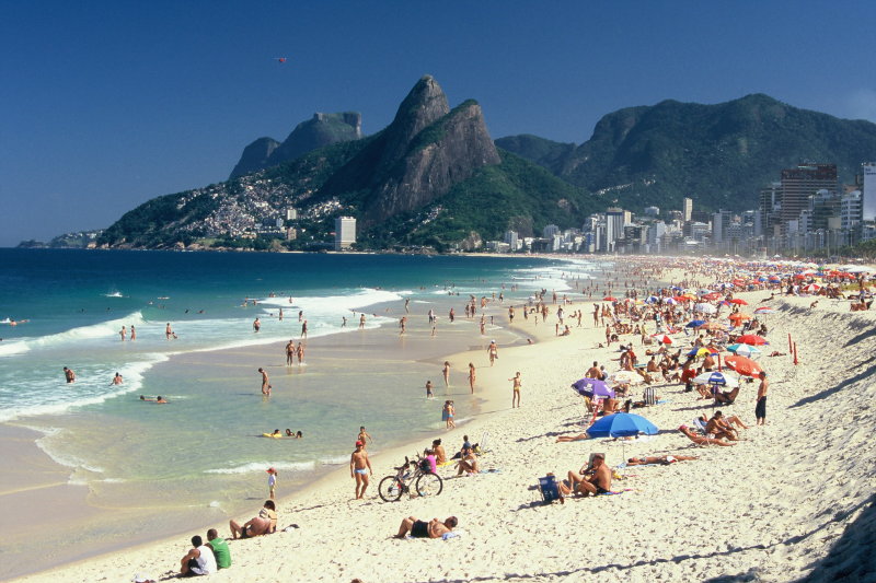 ipanema-beach-Brazil-4