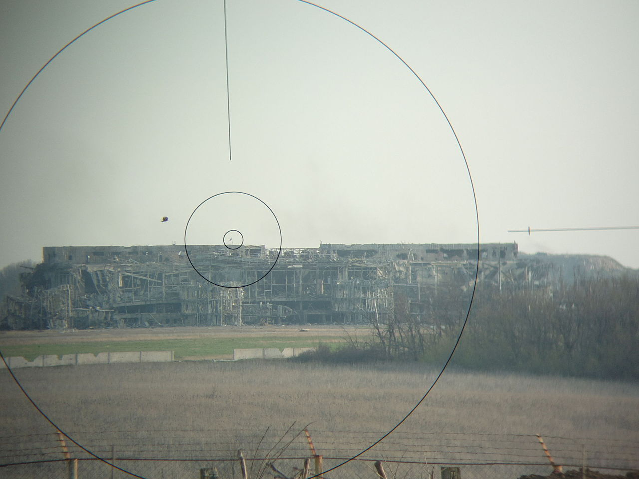 1280px Ruins of Donetsk International Ai