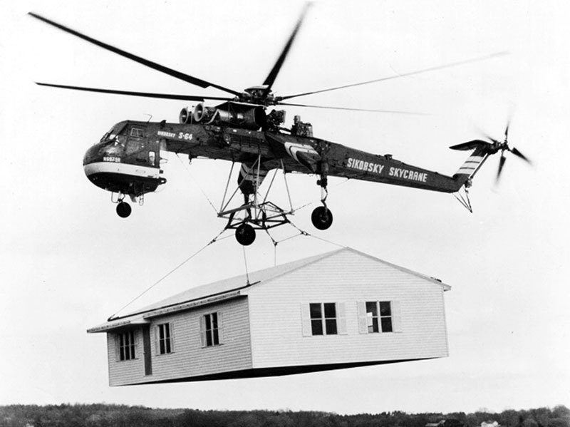 Sikorsky Skycrane carrying house bw