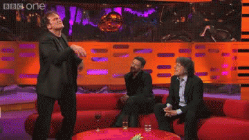 Bilder-Thread 44283-Quentin-Tarantino-dancing-gif-uywc