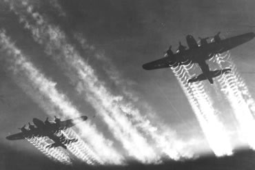 air-force-b-17-kondensstreifen