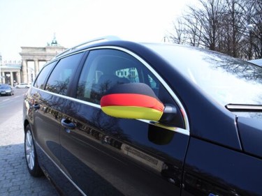 aussenspiegel-fahne-flagge-deutschland