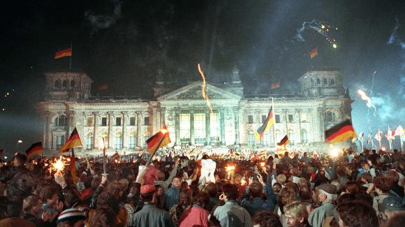 mauerfall-und-wiedervereinigung-1989-199