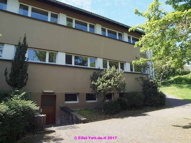 Verlassene Gebäude in Hessen/Rheinland Pfalz schul-heim5j9svq
