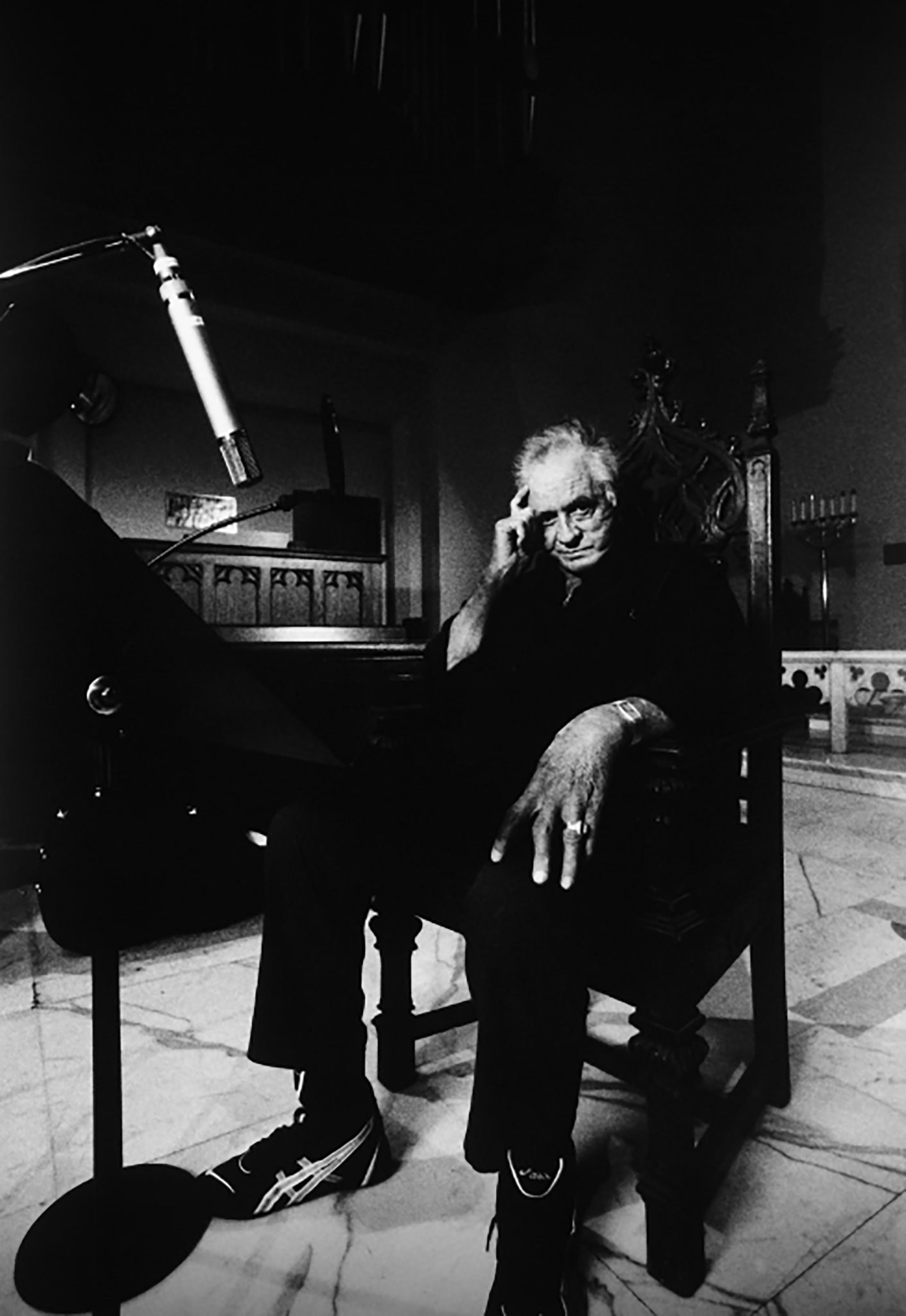 johnny-cash-2-universal-music-1410x2048