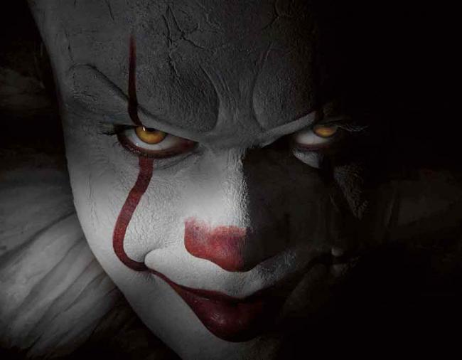 stephen-kings-es-2017-pennywise.jpgitokSexmqoGN