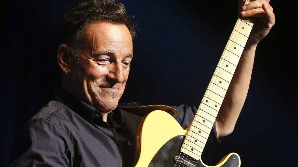 bruce-springsteen-live-104 v-img  16  9 