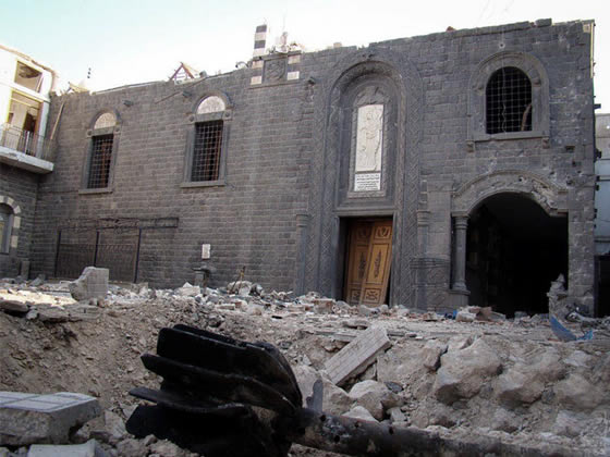Destroyed-church-in-Homs 4X3