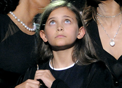 JnrQZ8 paris-jackson 07.07.2009