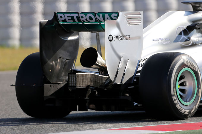 Mercedes-Test-Barcelona-2014-fotoshowIma