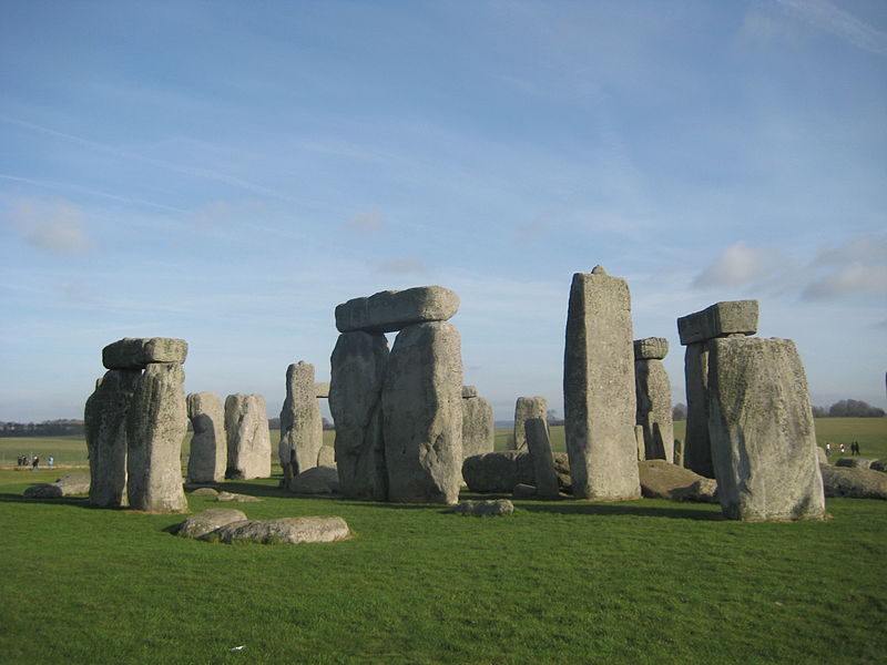 800px-Stonehenge on 27.01.08