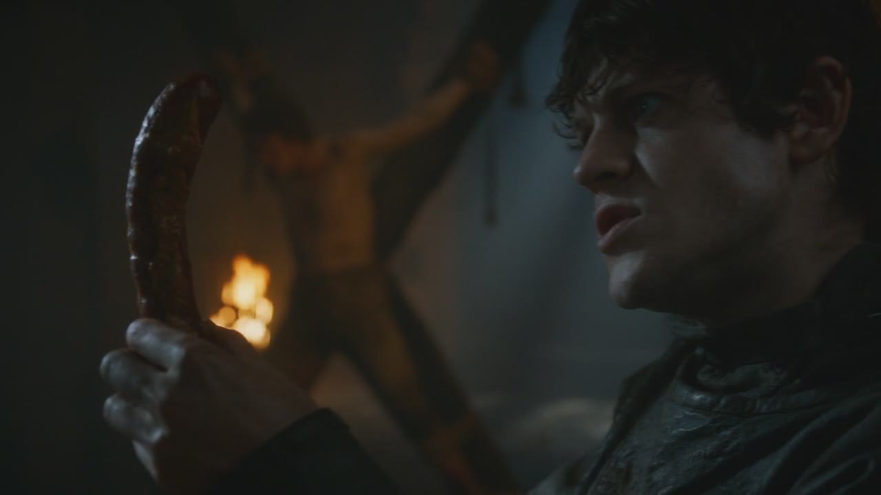 4181853-ramsay-bolton-and-theon-greyjoy