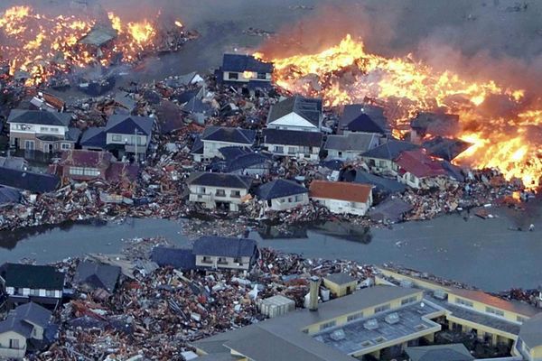 tsunami in japan 2011