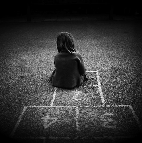 Bilder-Thread t27s0cQ babyalonechildgirlgreysad-c239f94ac9e48b